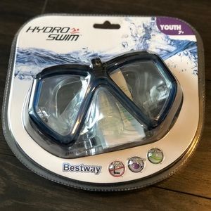 NWT Youth Hydro Swim Goggles
